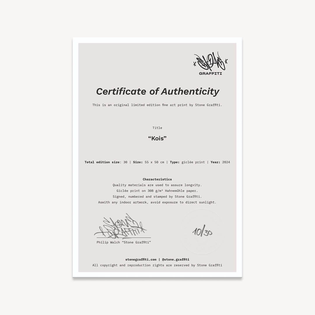 Ein Zertifikat für einen limitierten Kunstdruck von Stone Graffiti. Das Dokument bestätigt die Echtheit und enthält Details zur Edition, Größe, Drucktechnik (Giclée auf Hahnemühle-Papier) und dem Jahr. Es ist signiert, nummeriert und gestempelt vom Künstler Philip Walch alias „Stone Graffiti“.